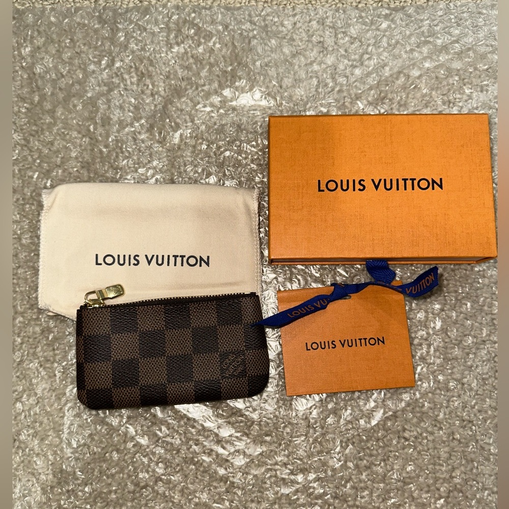 Authentic, perfect condition, unused Louis Vuitton Damier Ebene Key Cles Pouch